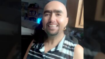 Moms-HILARIOUS-Reaction-to-the-Bald-Head-Filter-Try.jpg