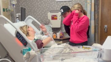 Big-Siblings-Cant-Wait-to-Welcome-Their-Baby-Brother-with.jpg