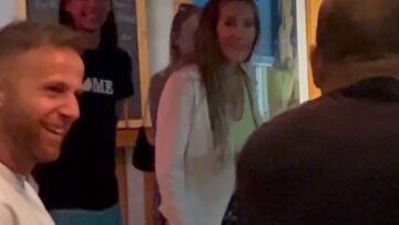 Emotional-Aunt-Niece-Reunion-After-Months-Apart-Will-Melt-Your-Heart.jpg