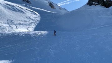 Epic-Ski-Stunt-Goes-Hilariously-Wrong-Balance-What-Balance.jpg