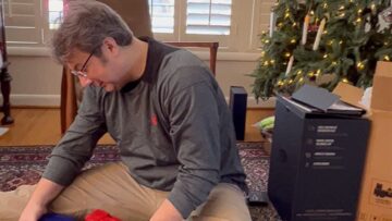 Father-and-Son-Share-Magical-Moments-Watching-Their-New-Optimus.jpg
