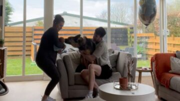 Joyful-German-Shepherds-Adorable-Reaction-to-Meeting-Her-Newborn-Human.jpg