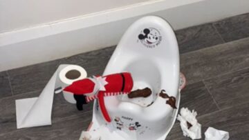Moms-Hilarious-Elf-on-the-Shelf-Prank-Leaves-Daughter-Speechless.jpg