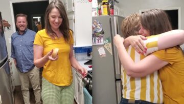 Unforgettable-Surprise-Revealing-Our-Little-Bun-in-the-Oven-to.jpg