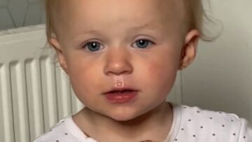 Adorable-1-yo-girl-cant-stop-saying-F-word-Super.jpg