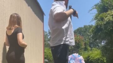 Couple-Reveals-Babys-Gender-in-Heartfelt-Bow-and-Arrow-Surprise.jpg