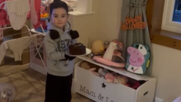 Creative-girl-baby-sister-reenact-Matilda-cake-scene.jpg