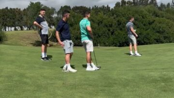 Golfer-Sees-Fake-Snake-and-Takes-Off-Sprinting-Try.jpg
