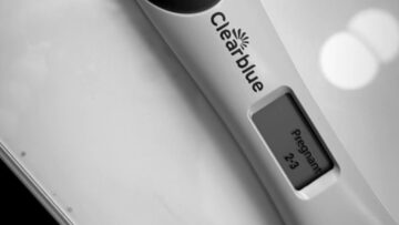 Joy-Abounds-Family-and-Friends-Celebrate-Womans-Pregnancy-Surprise.jpg