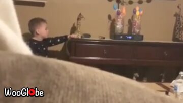 Obsessed-Kid-Talks-to-Alexa-Adorable.jpg