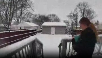 Winter-Wipeouts-Epic-Stairs-Slip-Thatll-Have-You-Rolling.jpg