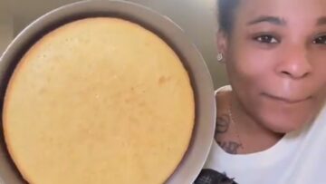 Cornbread-Catastrophe-Hilarious-Thanksgiving-Fails-You-Wont-Believe-Try.jpg