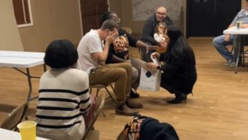 Create-a-Magical-Gender-Reveal-with-Build-A-Bear-Surprises-for-Parents.jpg