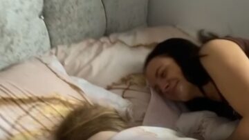 Epic-Wake-Up-Surprise-for-My-Bestie-After-6-Months-Apart.jpg