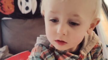 Toddlers-Hilarious-Reaction-Trying-Sour-Candy-for-First-Time.jpg