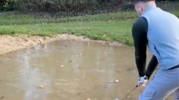 Watch-This-Golfer-Dive-into-the-Water-Instead-of-the.jpg