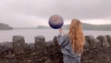 A-Joyful-Balloon-Tribute-Celebrates-Sibling-Love-Spreading-Smiles-and.jpg