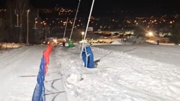 Epic-Snowmobile-Fail-When-High-Speed-Hills-Turn-into-Hilarious-Thrills.jpg