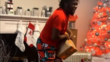 Holiday-Hijinks-Secret-Santa-Surprises-That-Left-Everyone-in-Stitches.jpg
