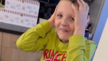 Joyful-Kids-Christmas-Bike-Surprises-Unforgettable-Reactions-Unleashed-Heartwarming.jpg