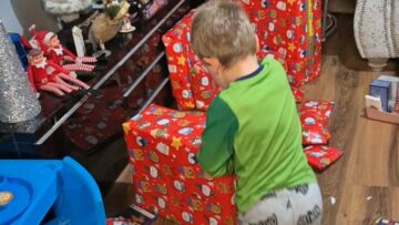 PlayStation-5-Christmas-Surprise-Kids-Overwhelming-Joy-Adorable.jpg