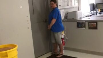 Ultimate-Office-Scare-Watch-Our-Coworker-Jump-Try-Not.jpg
