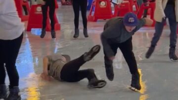 Unintentional-Nut-Kick-on-Ice-Super-Cute.jpg