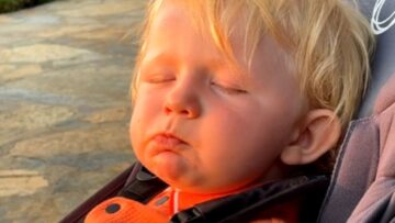 Adorable-Toddlers-Endless-Love-for-Food-Will-Melt-Your-Heart.jpg