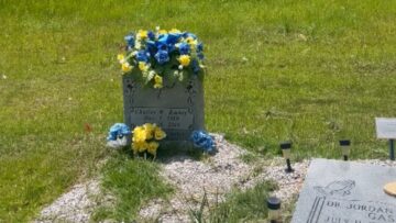 Heartwarming-Tribute-Mom-Honors-Her-Late-Sons-32nd-Birthday-with.jpg